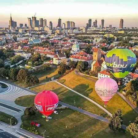 Copernic Metro Wifi 85'Tv Netflix Disney+ Hbo Varšava Exteriér fotografie